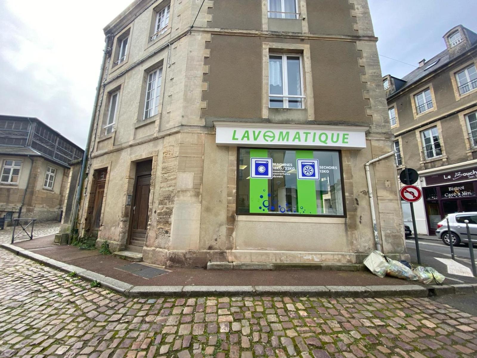 Grand studio centre Bayeux 2 mn à pied cathédrale proche plages du débarquement Esterno foto